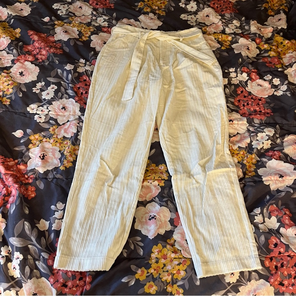 Women’s tie waist pants